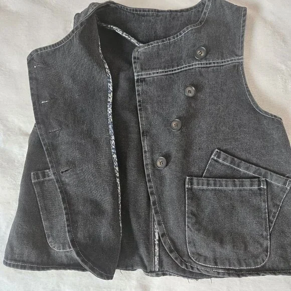 Y2K QM Women’s Black Denim Vest Button Front Pockets Asymmetrical Size S-M - Picture 5 of 13